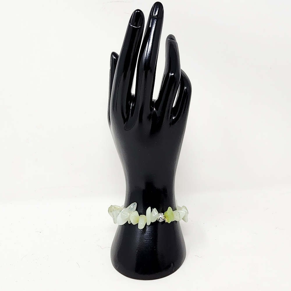 Silvertone Bead Light Green Stone‎ Stetch Bracelet